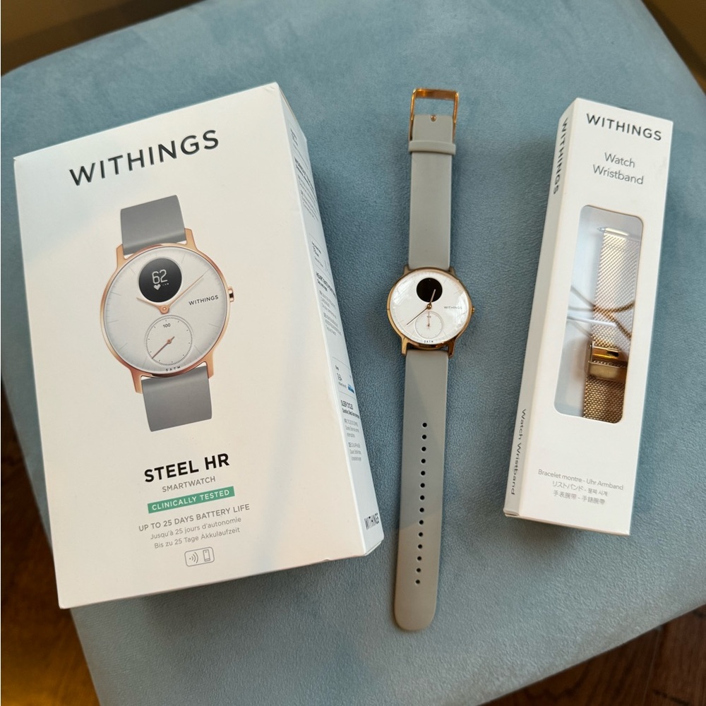 Withings Steel HR 36mm Smart Watch (White & Rose Gold) & Mesh Band